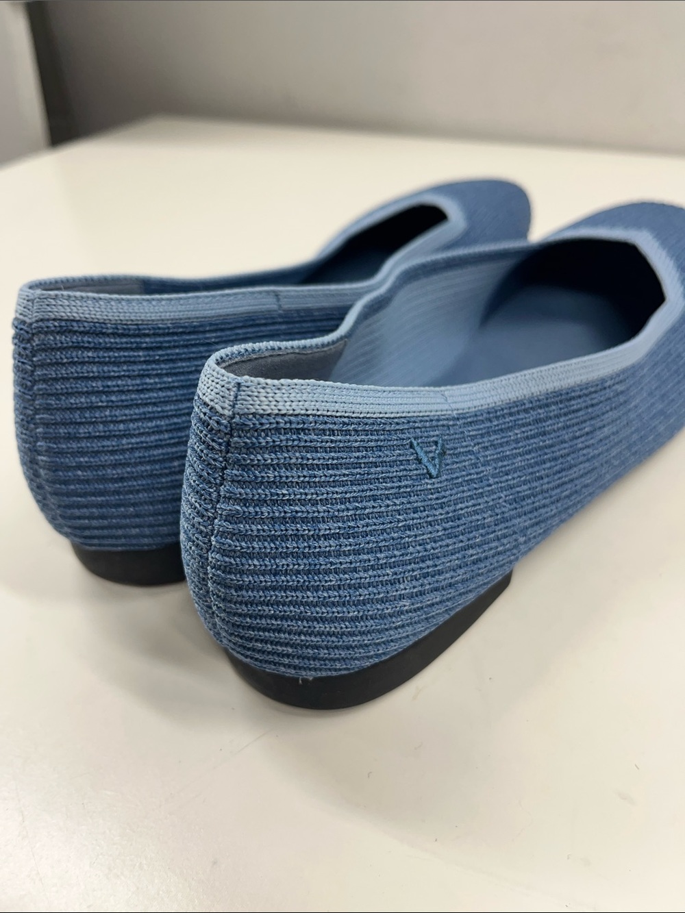 New VIVAIA Margot Square-Toe V-Cut Knitted Flats Blue Women Size 39 - Picture 4 of 6